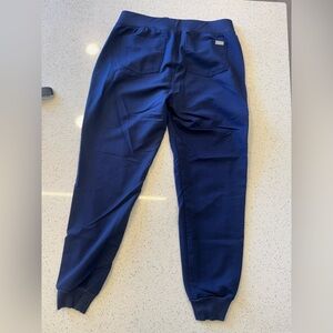 Navy Figs Zamora jogger scrub pants